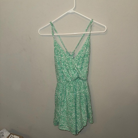 American Eagle Outfitters Other - American Eagle Green Floral Dress
